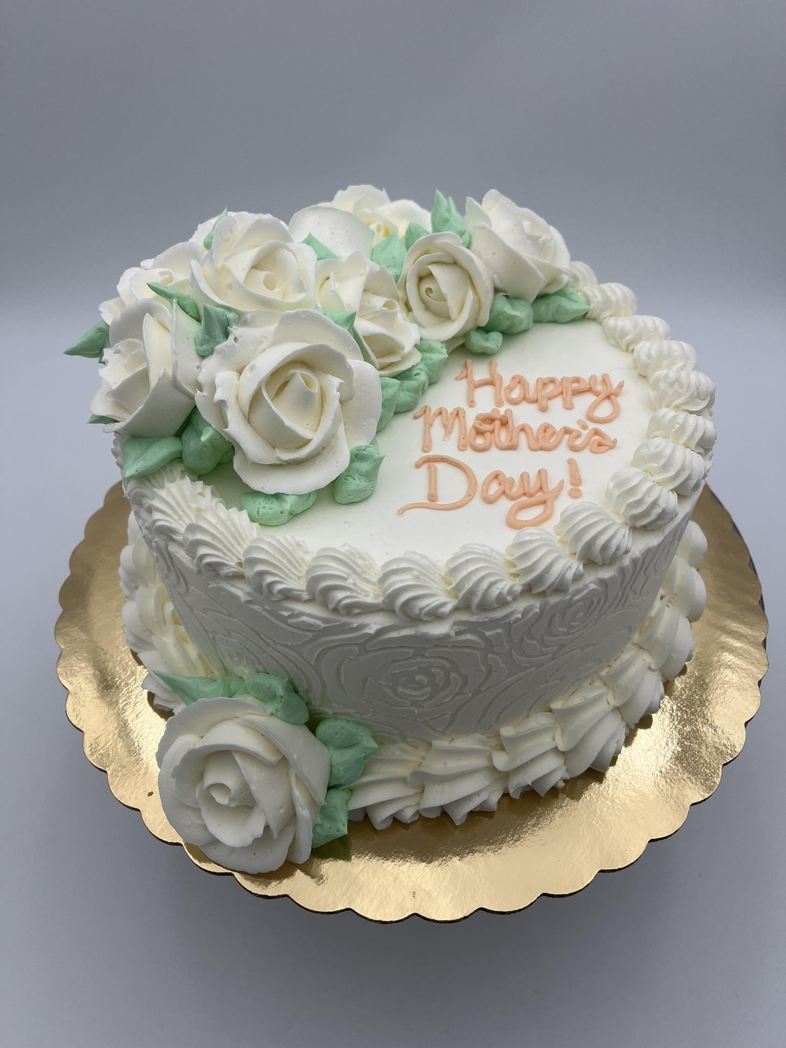 Freshly baked cakes at Moli McKay's Bakery
