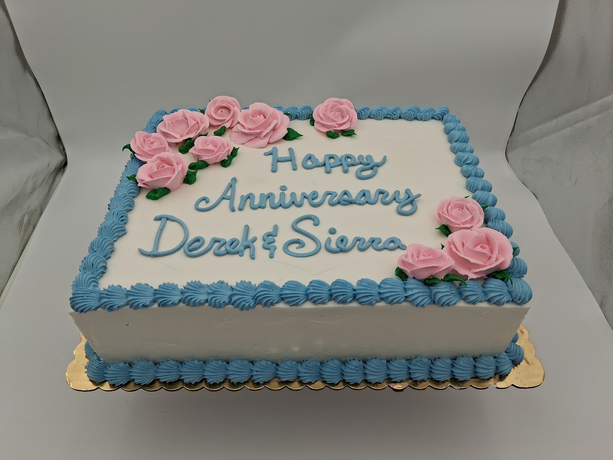 Custom celebration cake from Moli McKay's Bakery